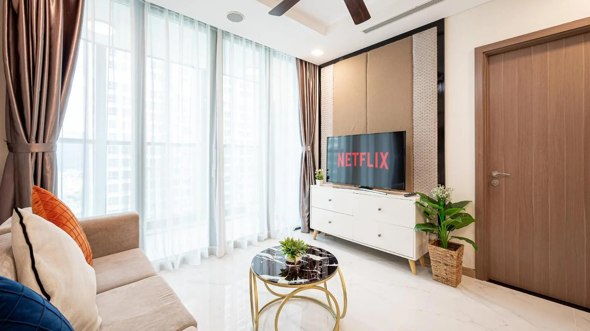 Urban Heights Rentals Landmark 81 Ho Chi Minh City