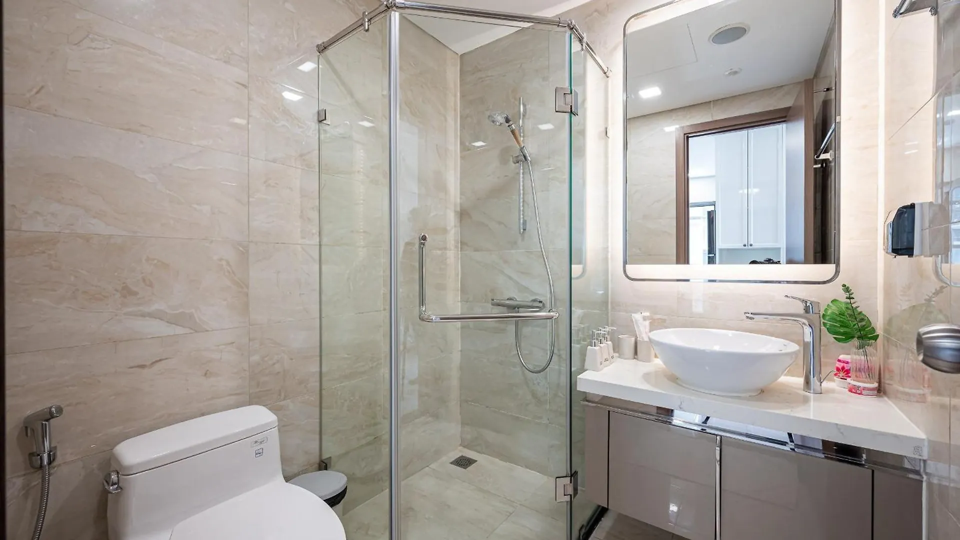 Urban Heights Rentals Landmark 81 Ho Chi Minh City