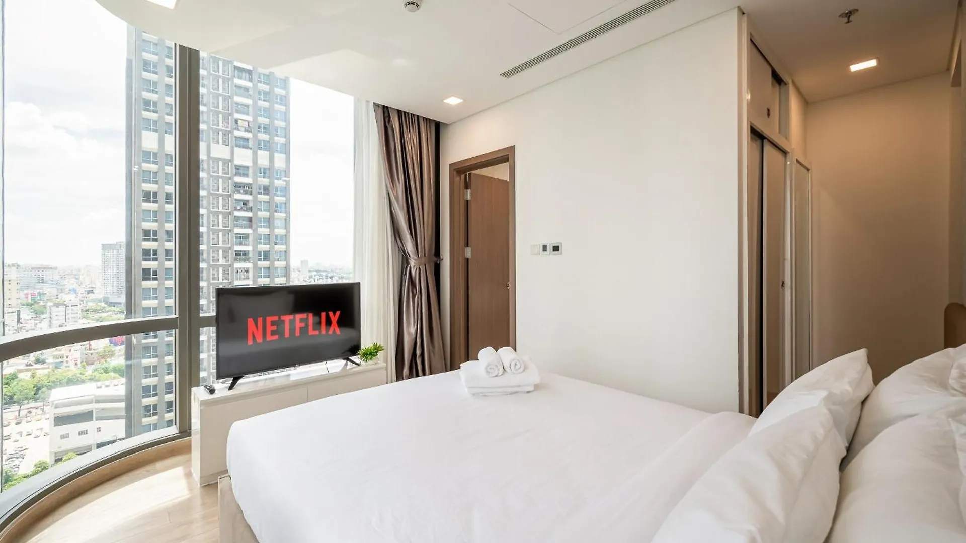 Hotel Urban Heights Rentals Landmark 81 Ho Chi Minh City