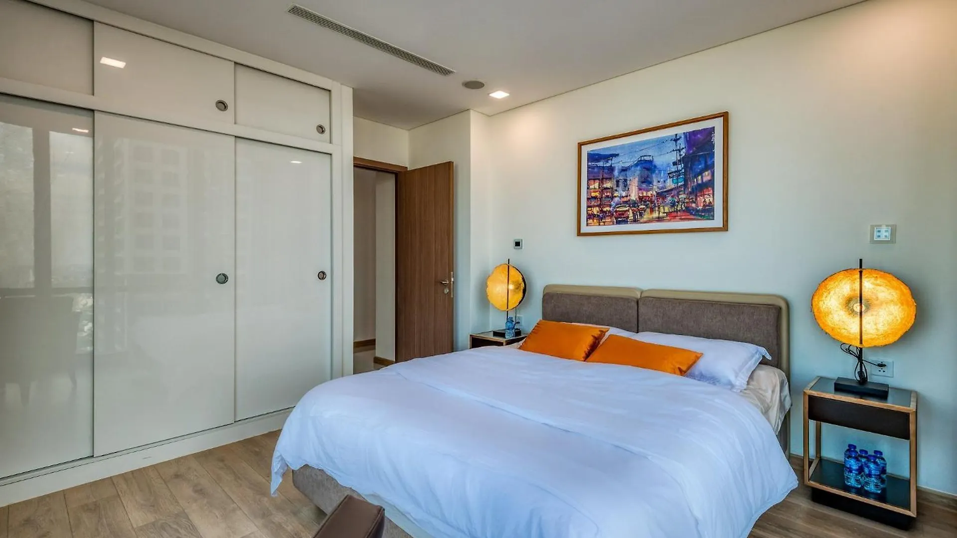 Hotel Urban Heights Rentals Landmark 81 Ho Chi Minh City