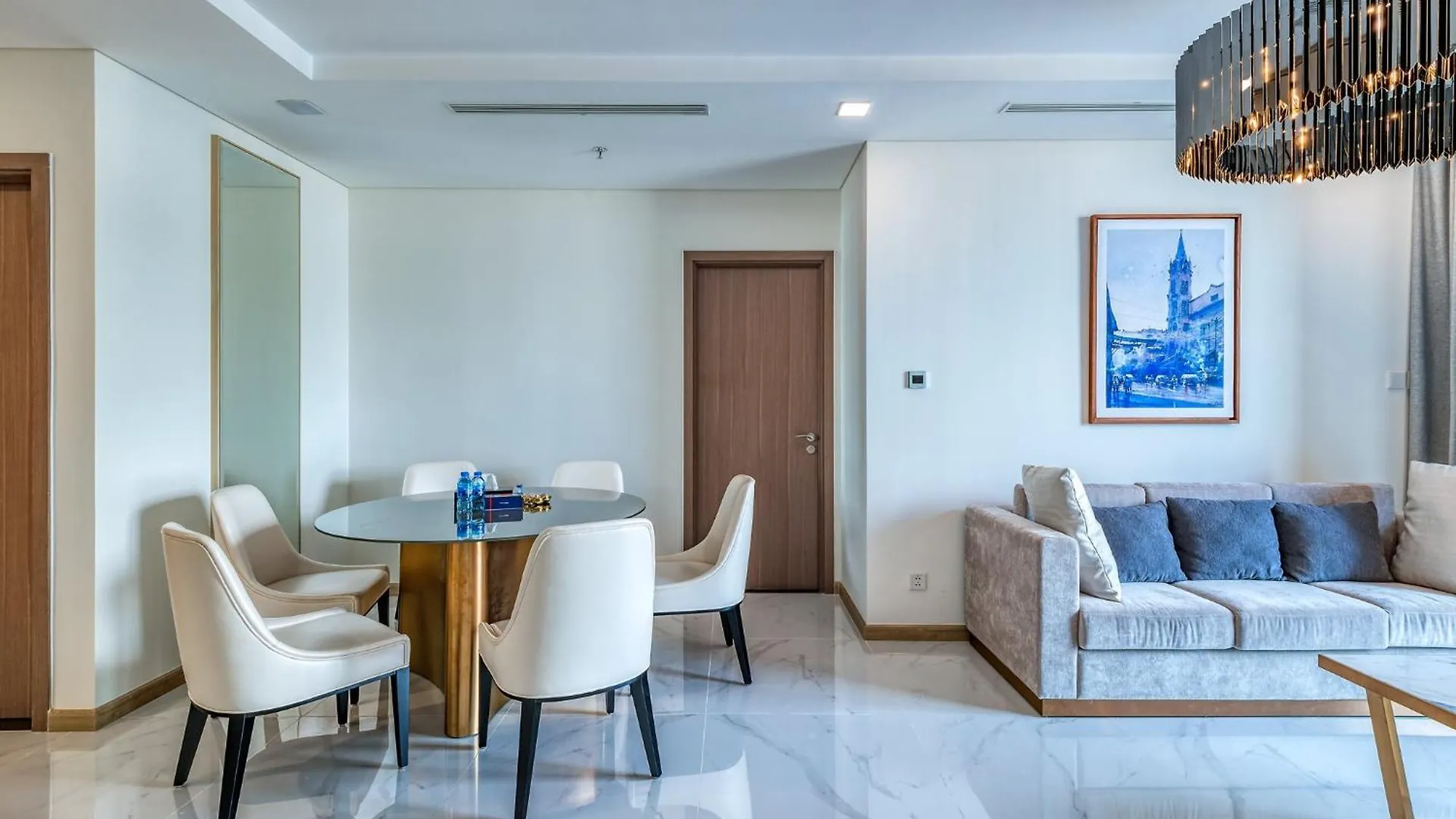 **** Hotel Urban Heights Rentals Landmark 81 Ho Chi Minh City Vietnam